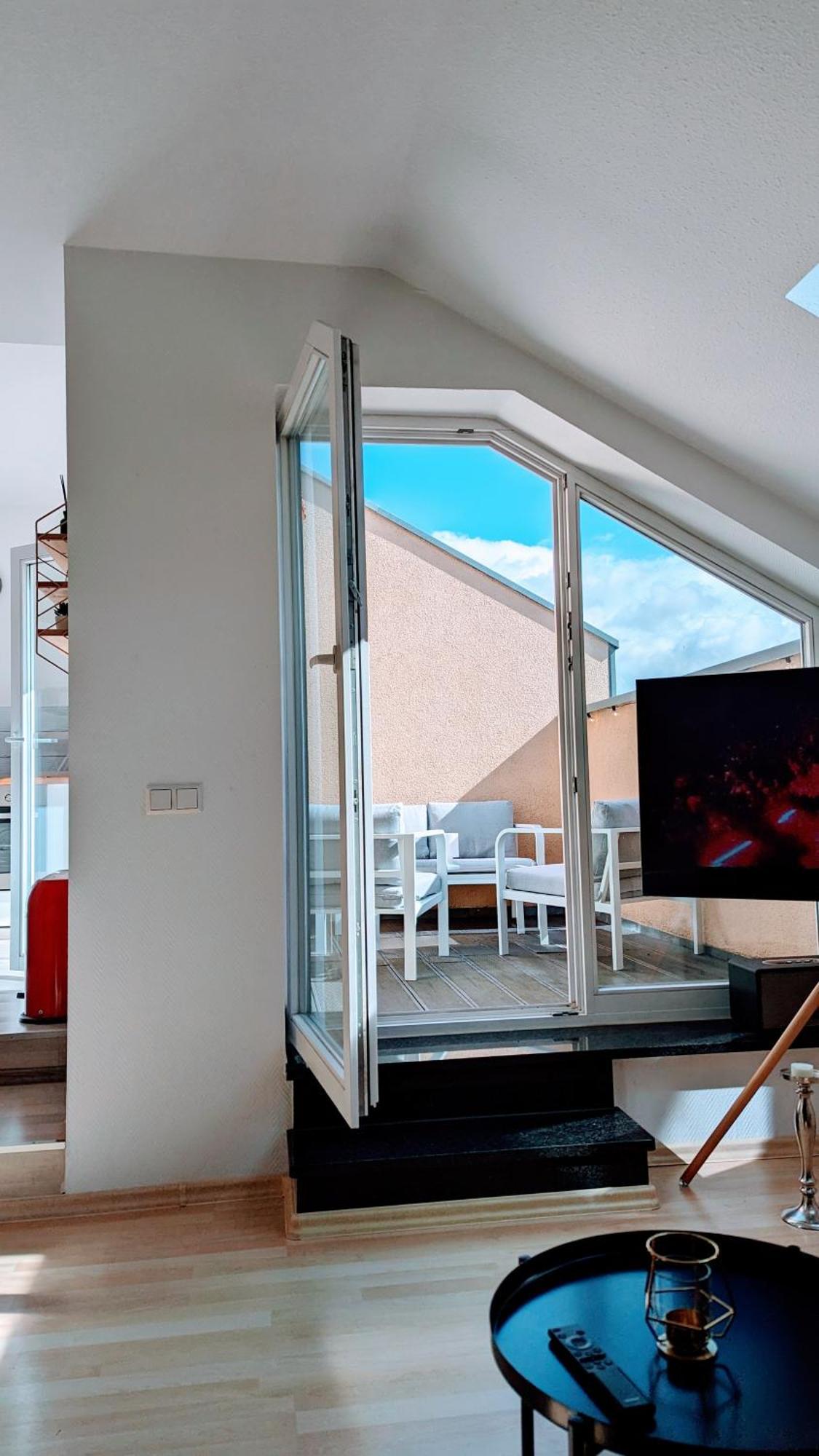 Rooftop Art Apartment, E-Roller,Ausblick,Wlan,Tv Chemnitz Exterior photo